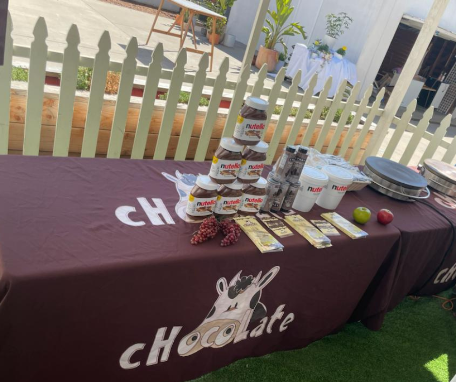 Chocolate in San Diego offers catering services to parties. Sweet crepes made in front of your guests.