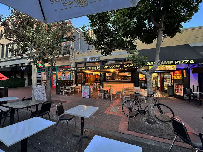 Things to Do in the Gaslamp Quarter at Night: The Sweet Way to End Your Evening